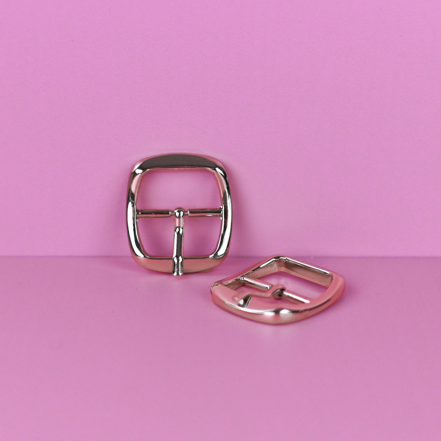 Metal clasps for sandals, set of 2