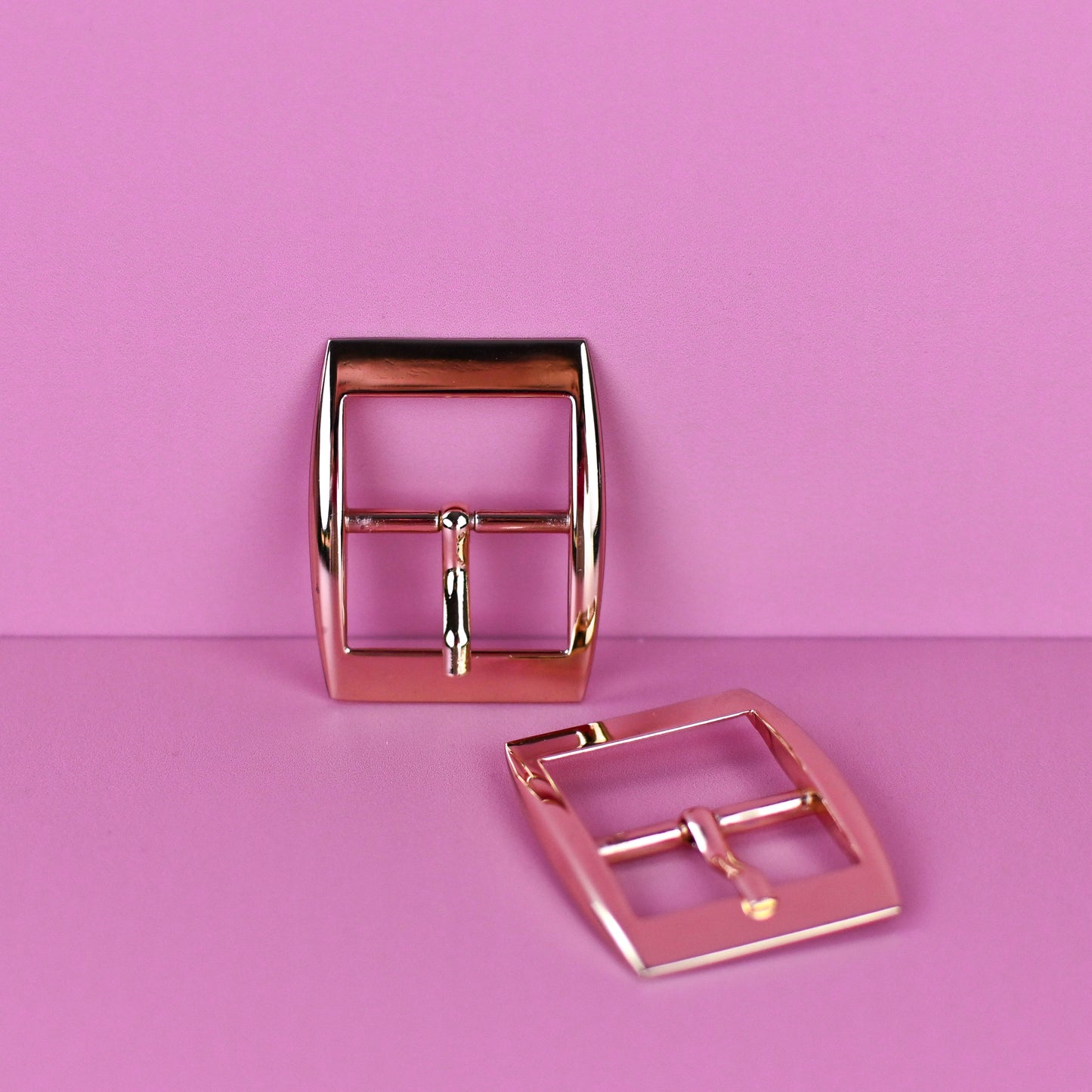 Metal clasps for sandals, set of 2