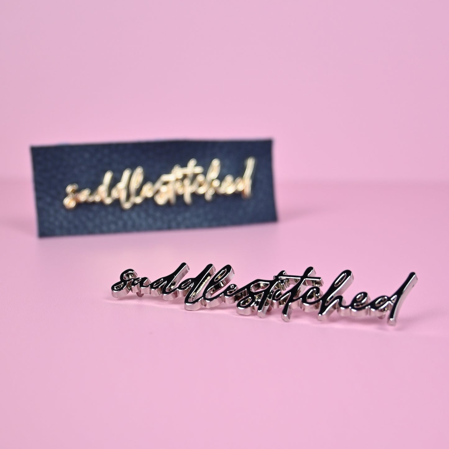Metalllabel "saddlestitched", 3er-Set