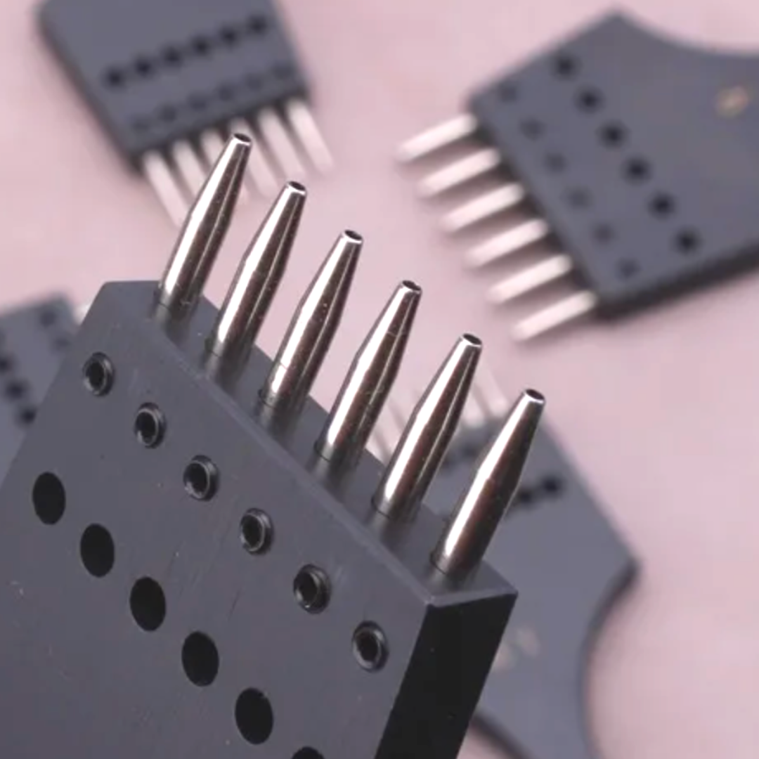 Prickling iron set with interchangeable perforated pipes: 2 - 4- 6 incl. spare perforated pipes