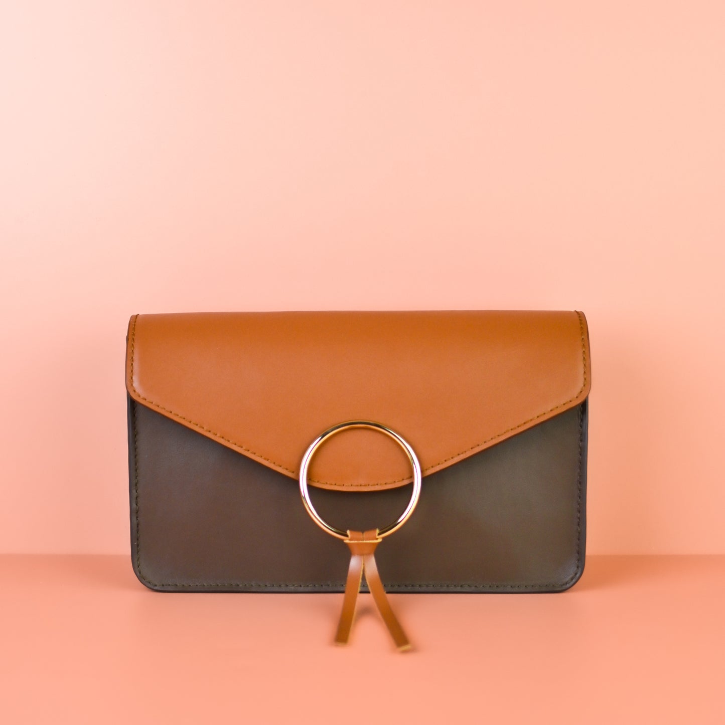 DIY box: The Ultimate Crossbody