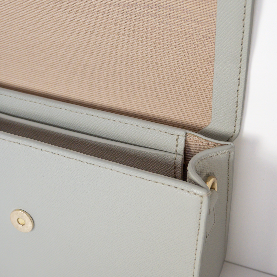 DIY-Box: The Ultimate Crossbody