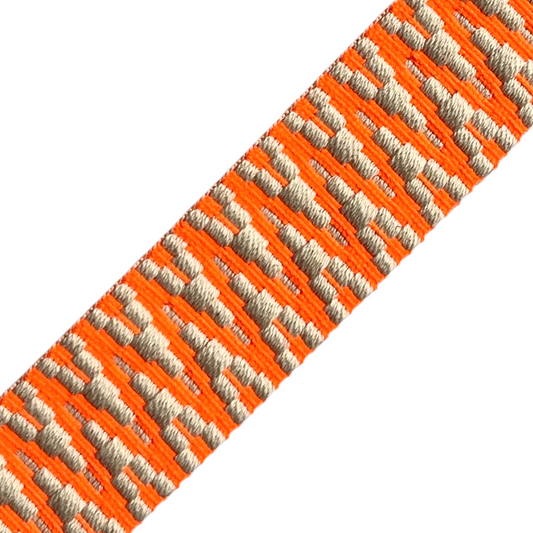 Dents orange fluo nature
