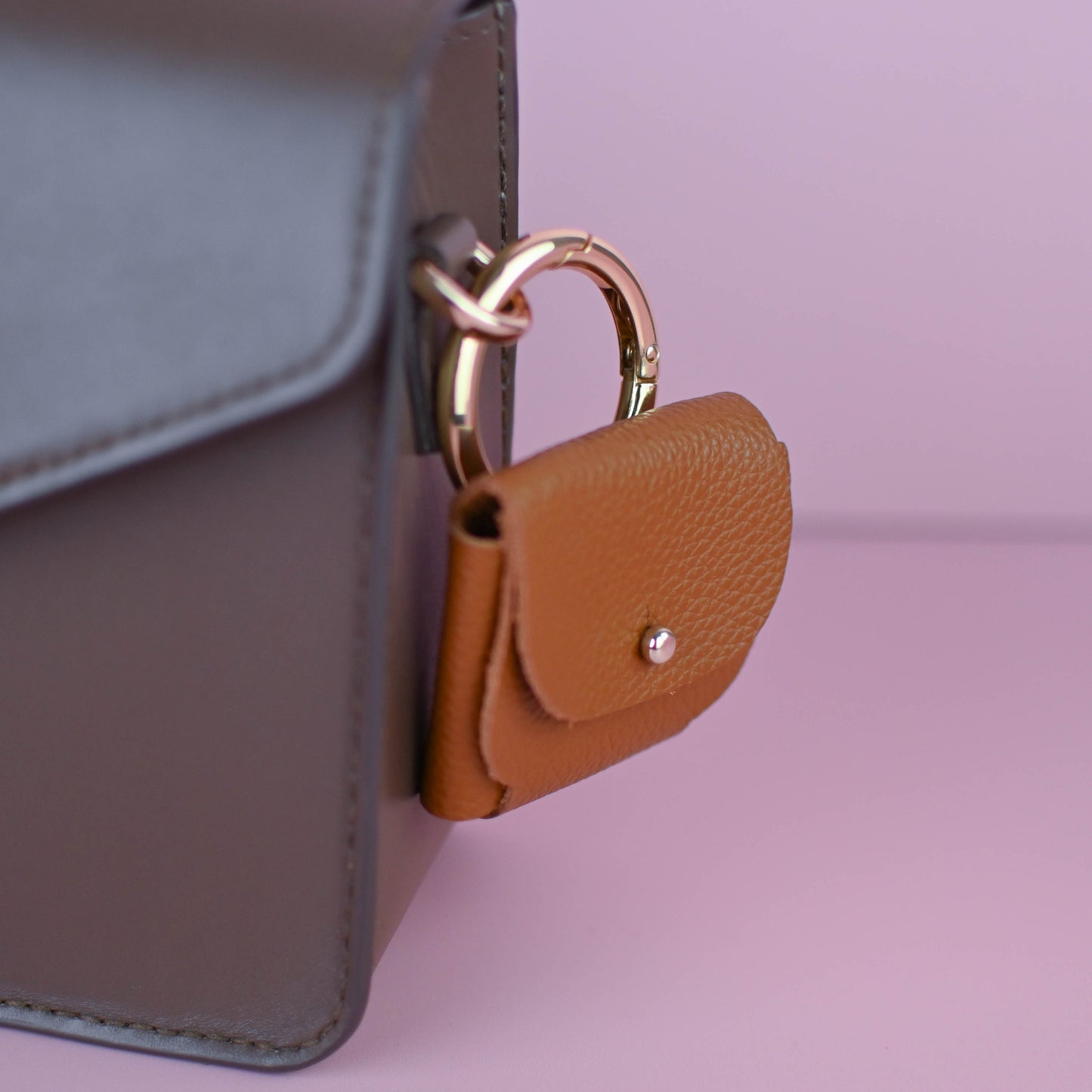 Free with discount code: The Mini-Saddle