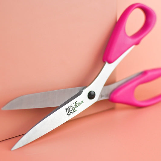 Leather scissors pink
