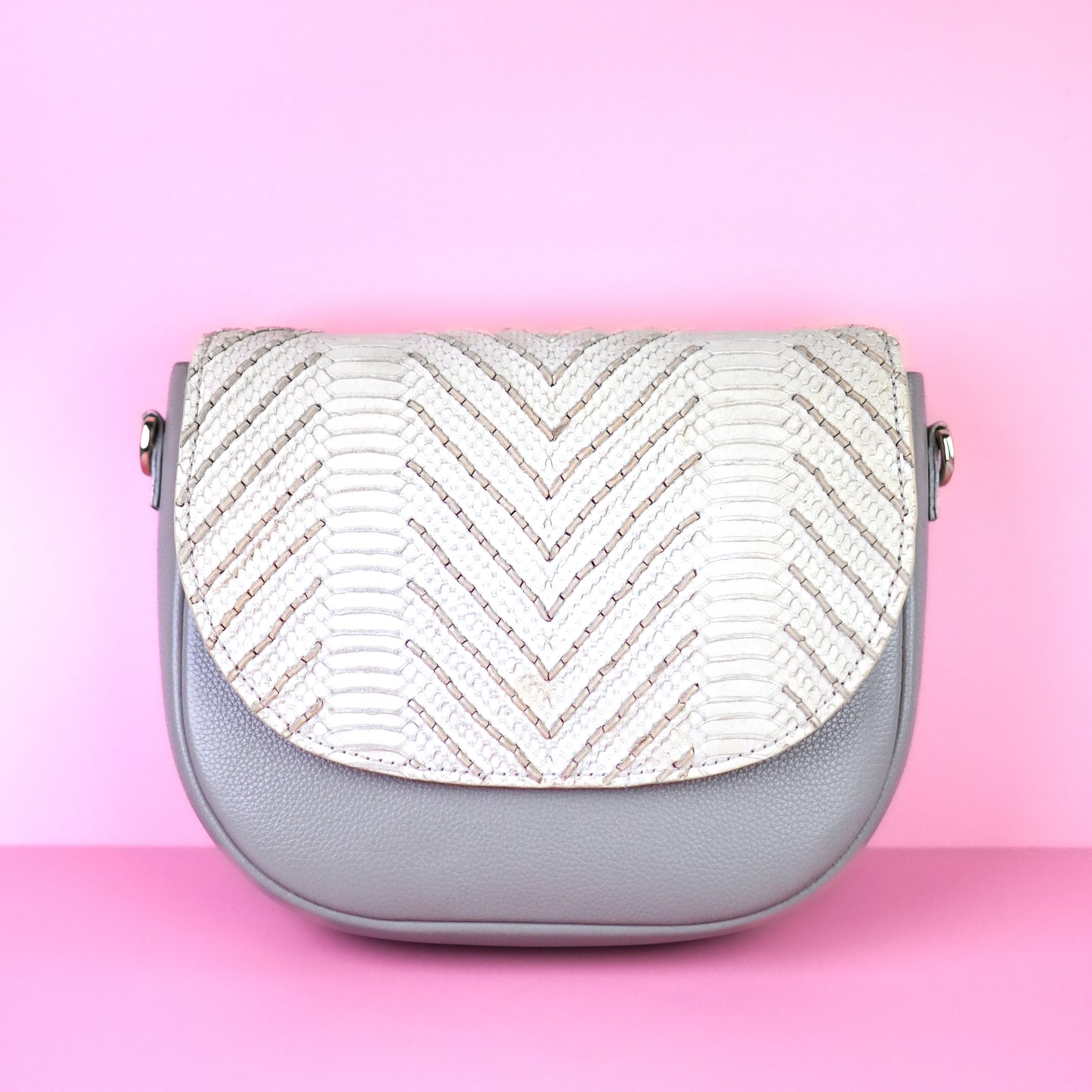 DIY box: The Modern Saddle